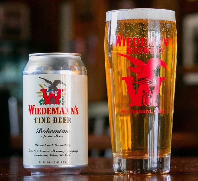 The beer that made Wiedemann's famous! A sessionable thirst-quenching Bohemian Pilsner. Retailers, order yours on the RP https://www.beerhouseky.com/BeerHouseRP
.
#beerhouseky #beerhousekentucky #wiedemannbrewery