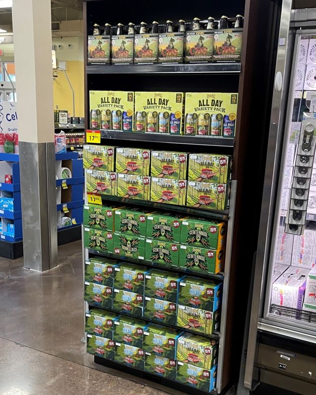 A fantastic Founders endcap from our sales rep Adam! 👏
.
#beerhousekentucky #beerhouseky #foundersbrewing